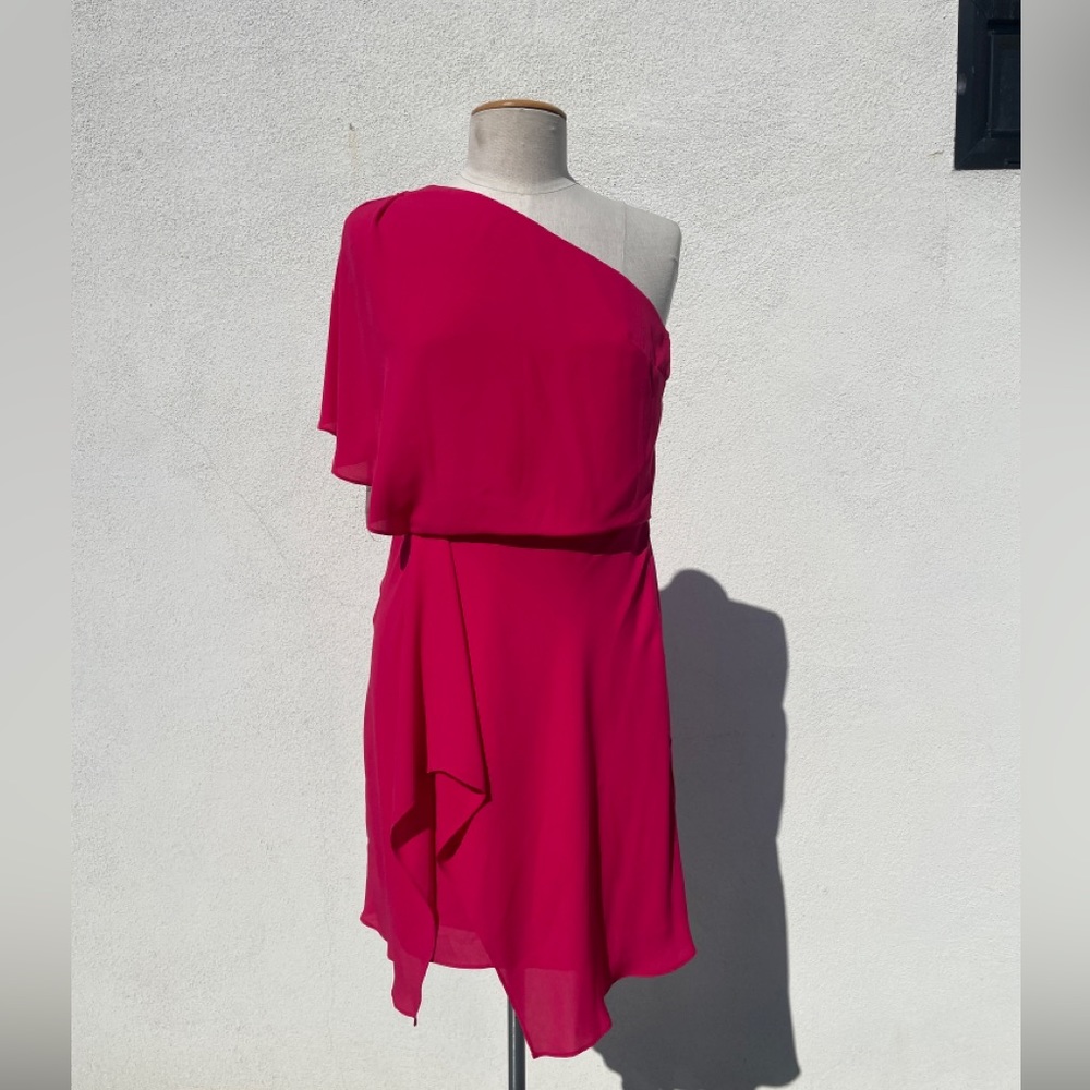 Halston heritage one shoulder mini dress size 4